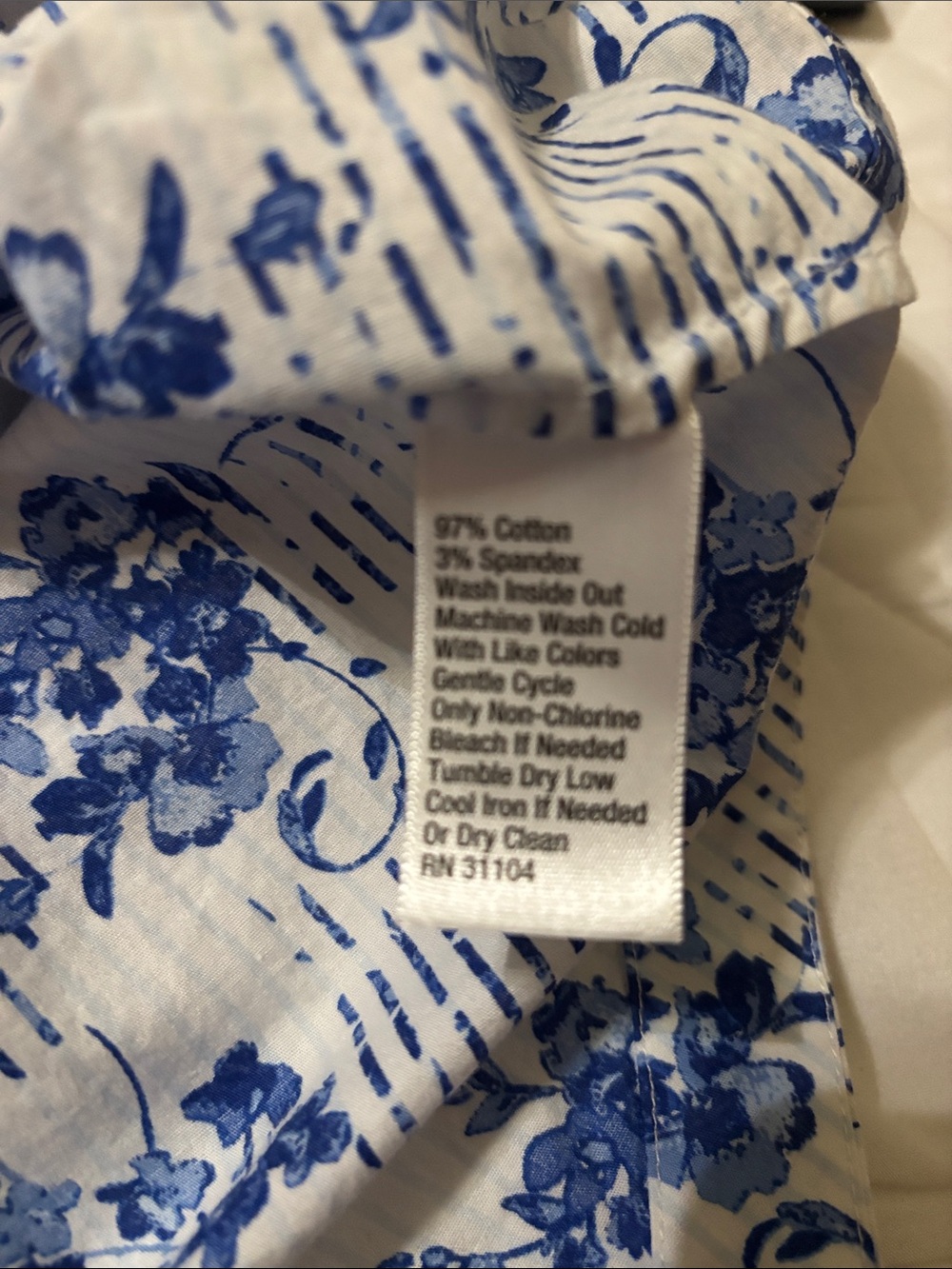 Kaari Blue White and Blue Floral Tie-Front Tank - Picture 6 of 6